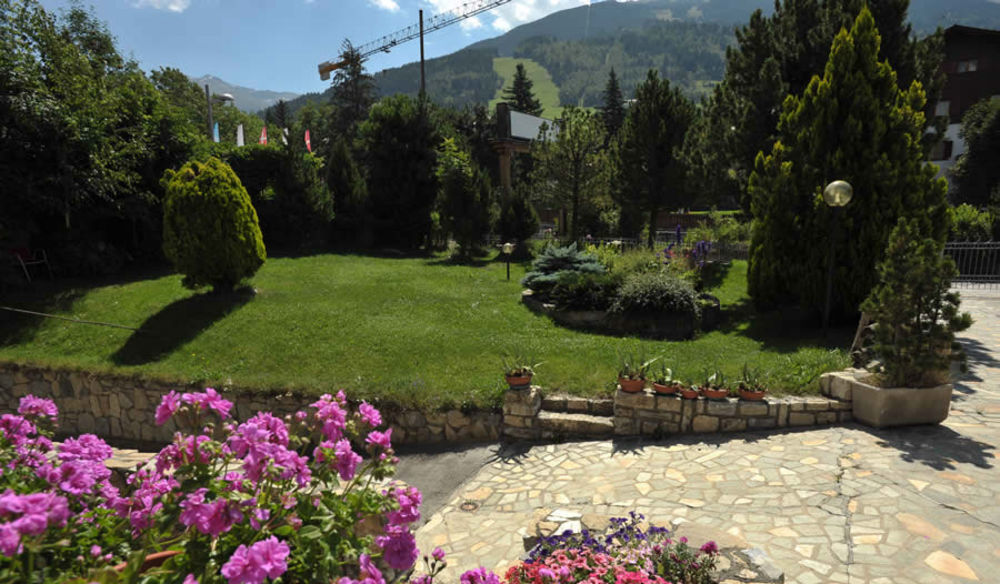 Meuble Sci Sport Hotel Bormio Exterior foto